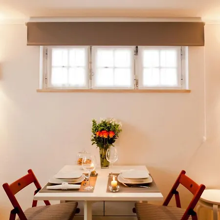Apartment Bica Little House Lisbon