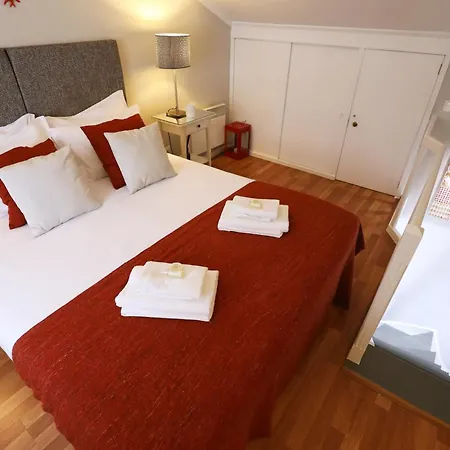 Bica Little House Appartement *