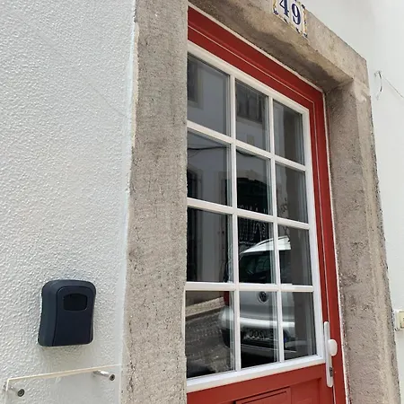 Апартаменты Bica Little House *