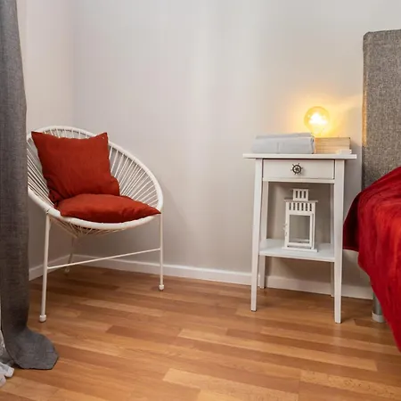 Bica Little House Лиссабон